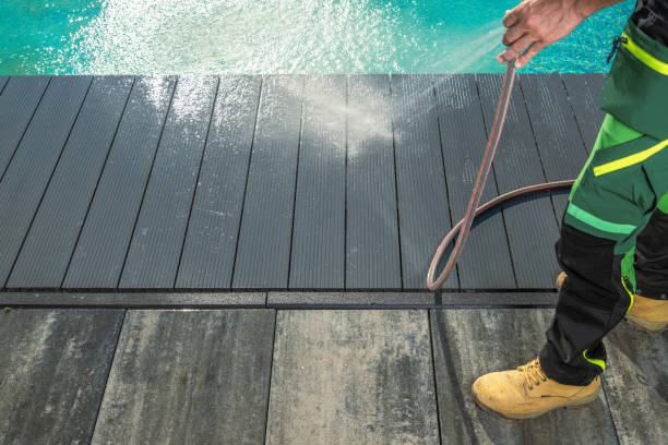 Best Deck Cleaning Services  in Midland, WA